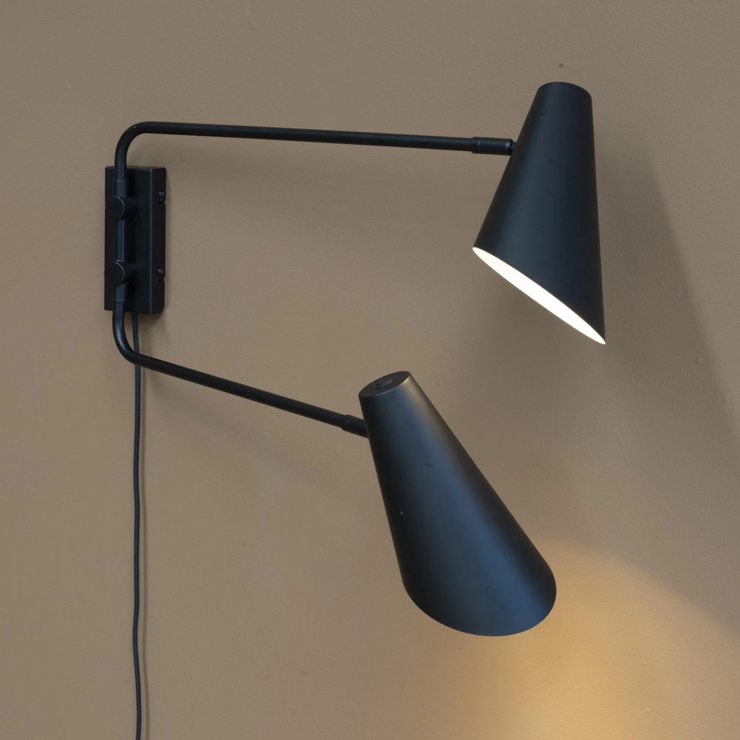 Dyberg Larsen Cale Wall Lamp With 2 Arms Black 7 Dyberg Larsen Cale Wall Lamp With 2 Arms Black - Image 5