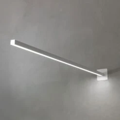 Nemo Linescapes Cantilevered Wall Lamp White 2700K -Teddyssmith shop Nemo Linescapes cantilevered hvid miljoe 3 p