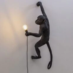 Seletti Monkey Hanging Right Wall Lamp Black Outdoor 13 Seletti Monkey Hanging Right Wall Lamp Black Outdoor -Teddyssmith shop Seletti Monkey Hanging Right Vaeglampe Sort2 p