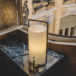 Santa & Cole Asa Table Lamp Black 10 Santa & Cole Asa Table Lamp Black -Teddyssmith shop asa pedrera salvalopez 2019 01 p