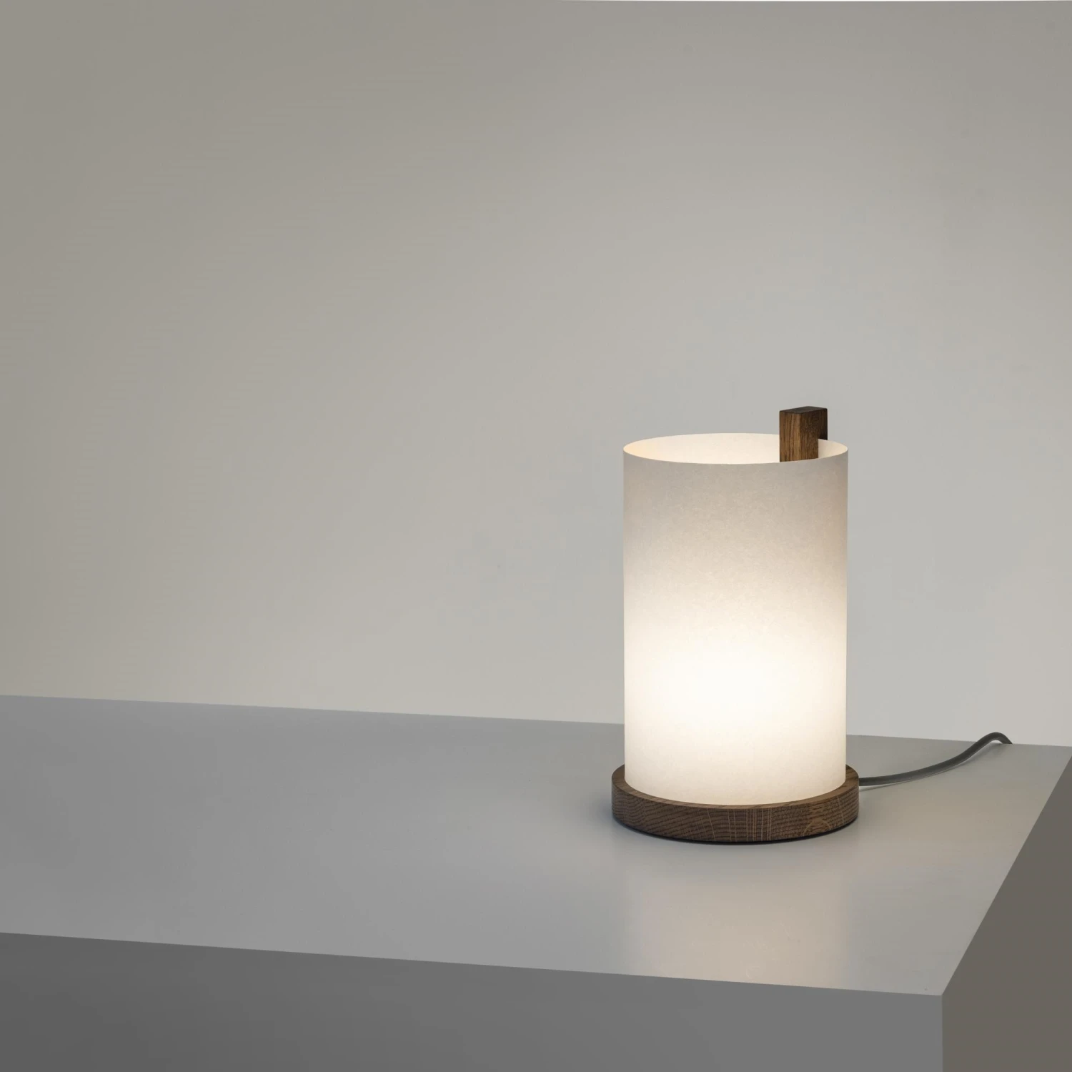 Motarasu Enso Table Lamp Dark Oiled 5 Motarasu Enso Table Lamp Dark Oiled - Image 3