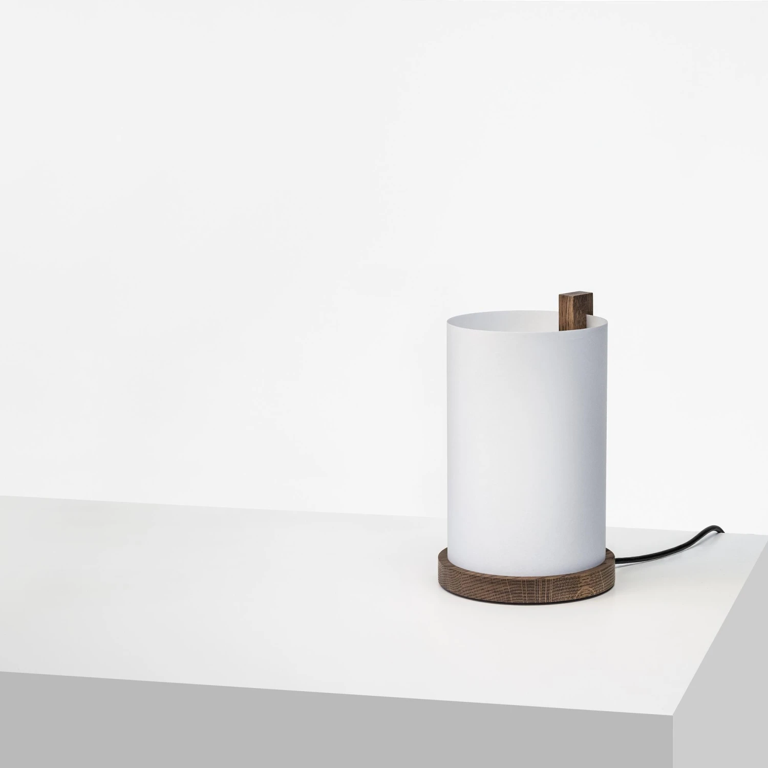 Motarasu Enso Table Lamp Dark Oiled 4 Motarasu Enso Table Lamp Dark Oiled - Image 2