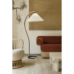 GUBI Timberline Floor Lamp Oak And Birch/ White -Teddyssmith shop gubi fall 2022 40 p