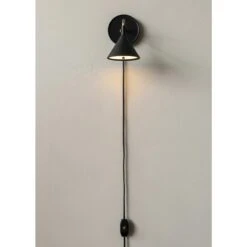 Audo Cast Sconce Wall Lamp M. Diffuser Black -Teddyssmith shop menu cast sconce wall lamp w diffuser 4 p