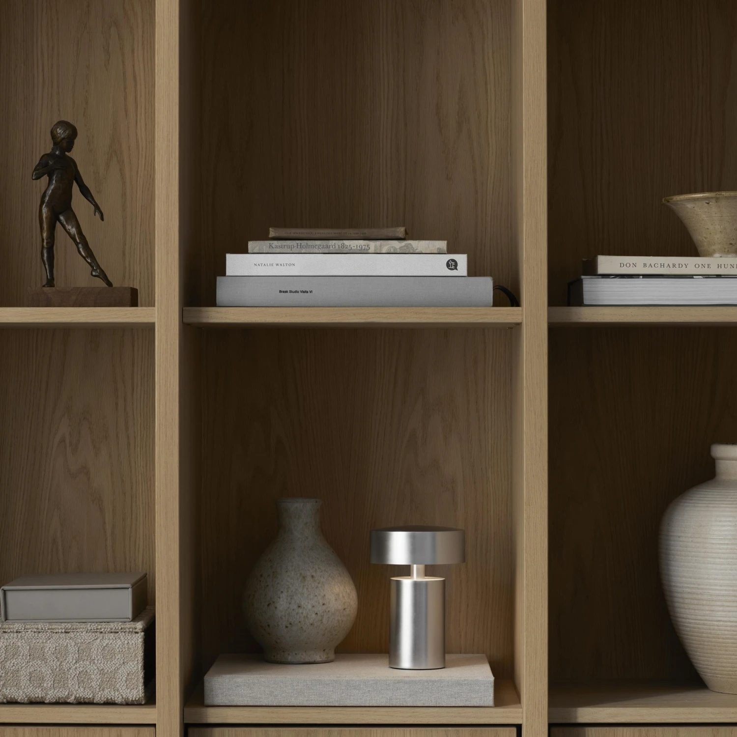 Audo Column Portable Table Lamp Aluminum 7 Audo Column Portable Table Lamp Aluminum - Image 5