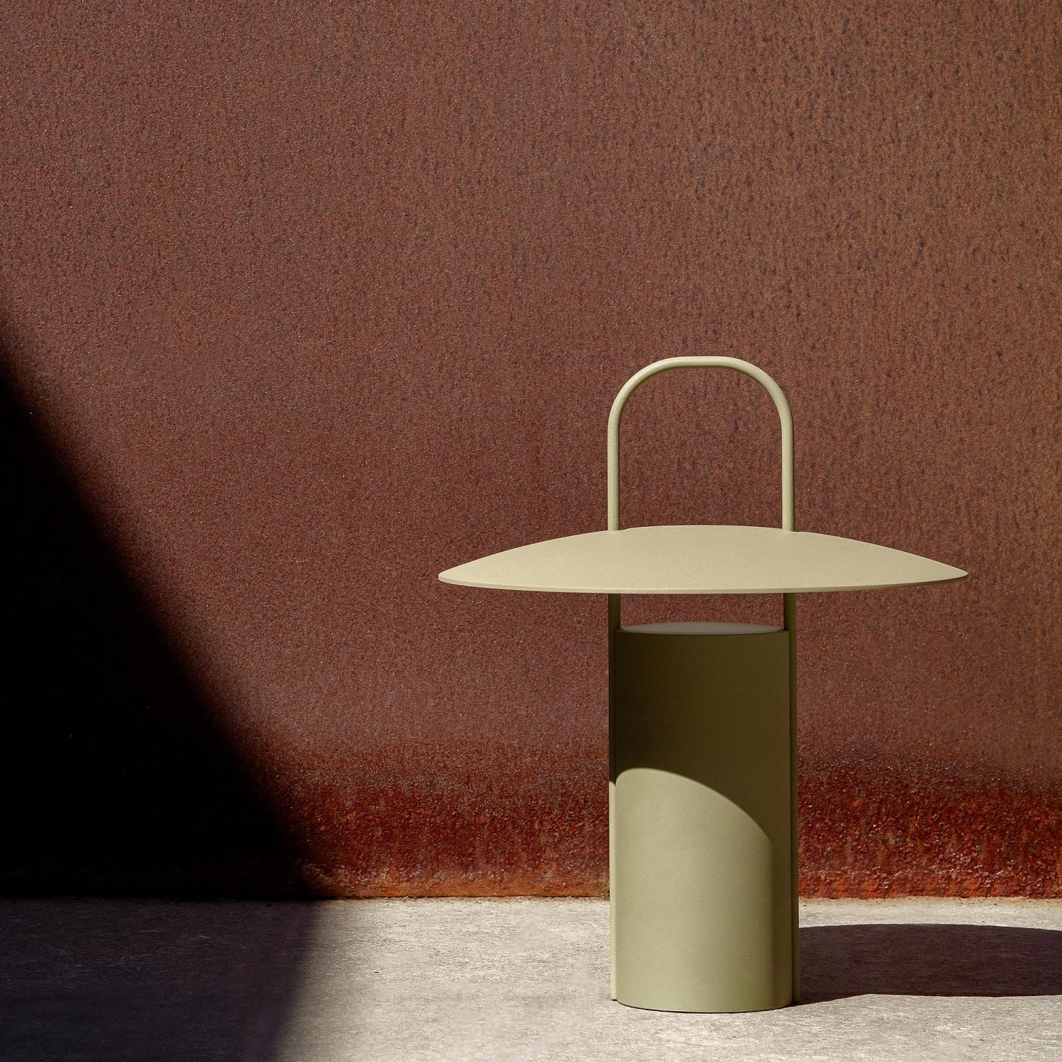 Audo Ray Portable Table Lamp Dusty Green 9 Audo Ray Portable Table Lamp Dusty Green - Image 7