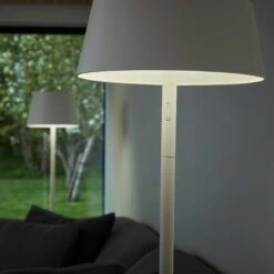 Loom Design Modi Floor Lamp White -Teddyssmith shop modi floor gulvlamper hvide loom design detaljer 1 p