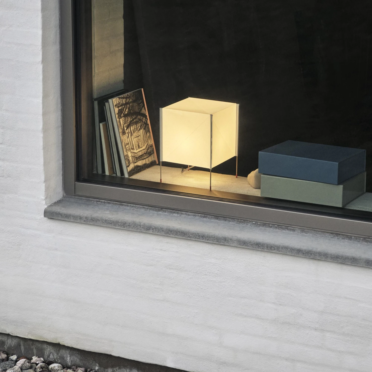HAY Paper Cube Table Lamp White 5 HAY Paper Cube Table Lamp White - Image 3
