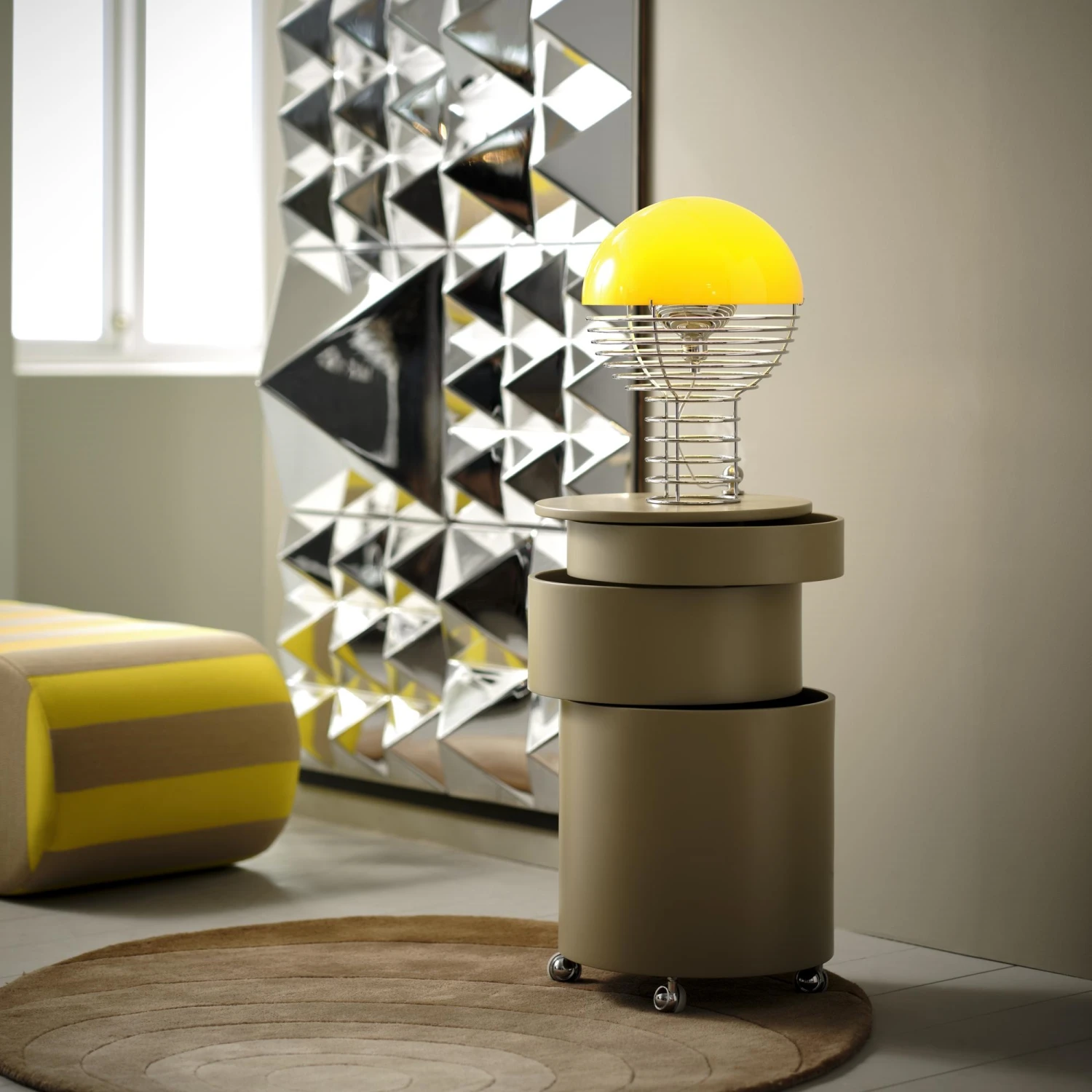Verpan Wire Table Lamp Ø30 Chrome/ Yellow 5 Verpan Wire Table Lamp Ø30 Chrome/ Yellow - Image 3
