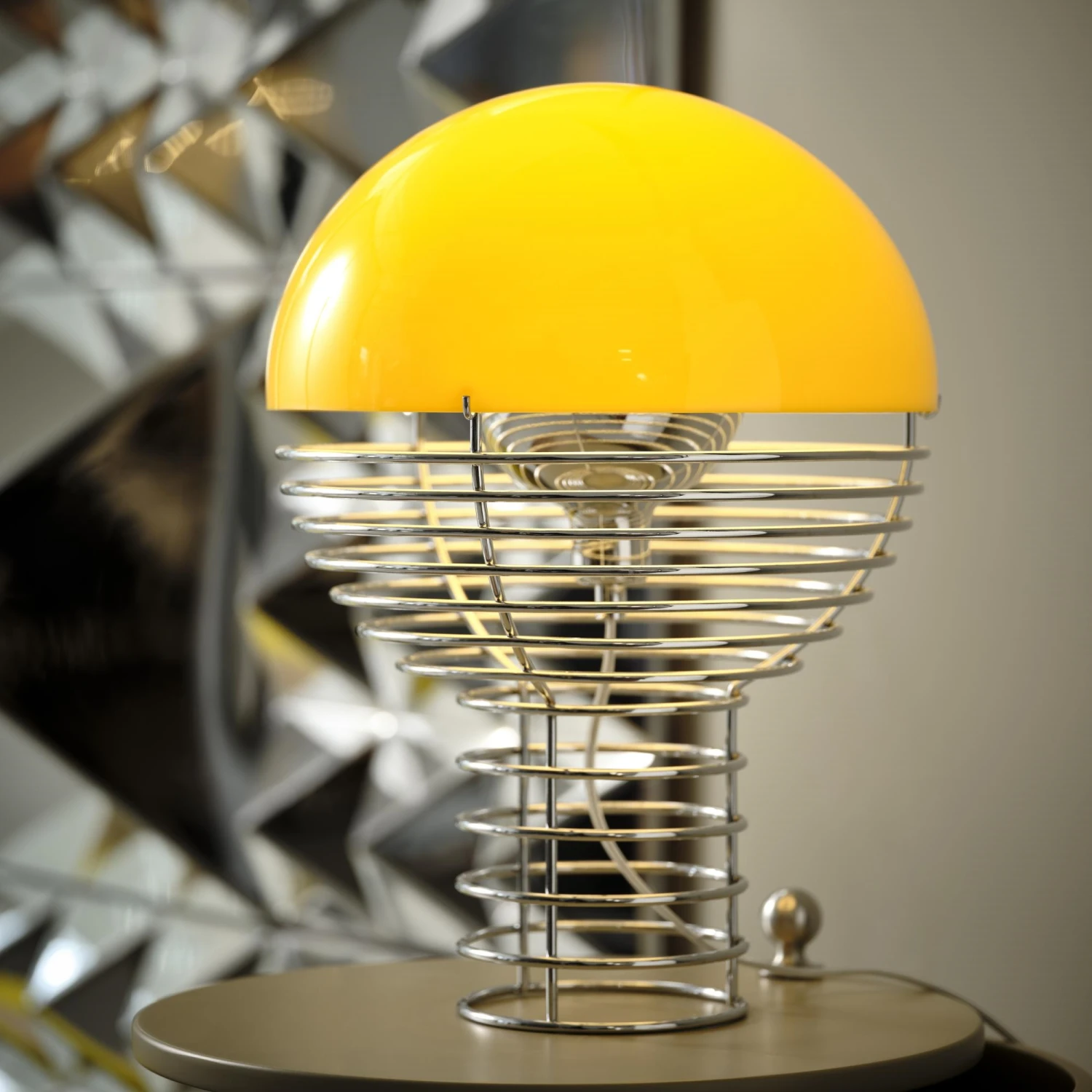 Verpan Wire Table Lamp Ø30 Chrome/ Yellow 7 Verpan Wire Table Lamp Ø30 Chrome/ Yellow - Image 5